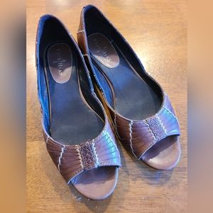 Cole Haan Sandals size 6 Tan